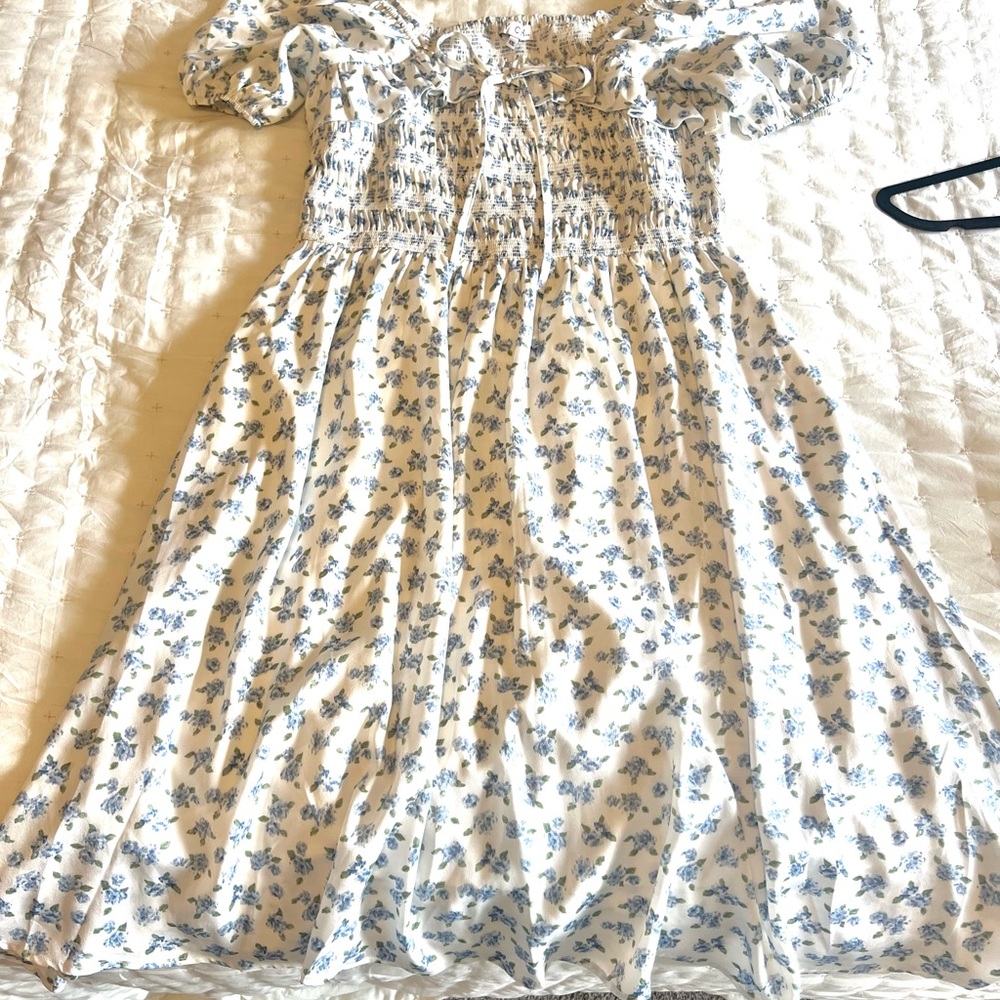 Ivy City Co Rae dress, Floral Blue knee length